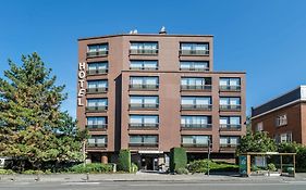 Hotel 322 Lambermont Brussels
